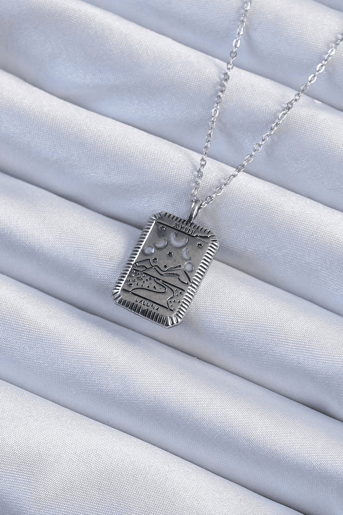316L Çelik Zincir Eskitme Gümüş Renk Ay Figürlü Tarot Kolye 5886