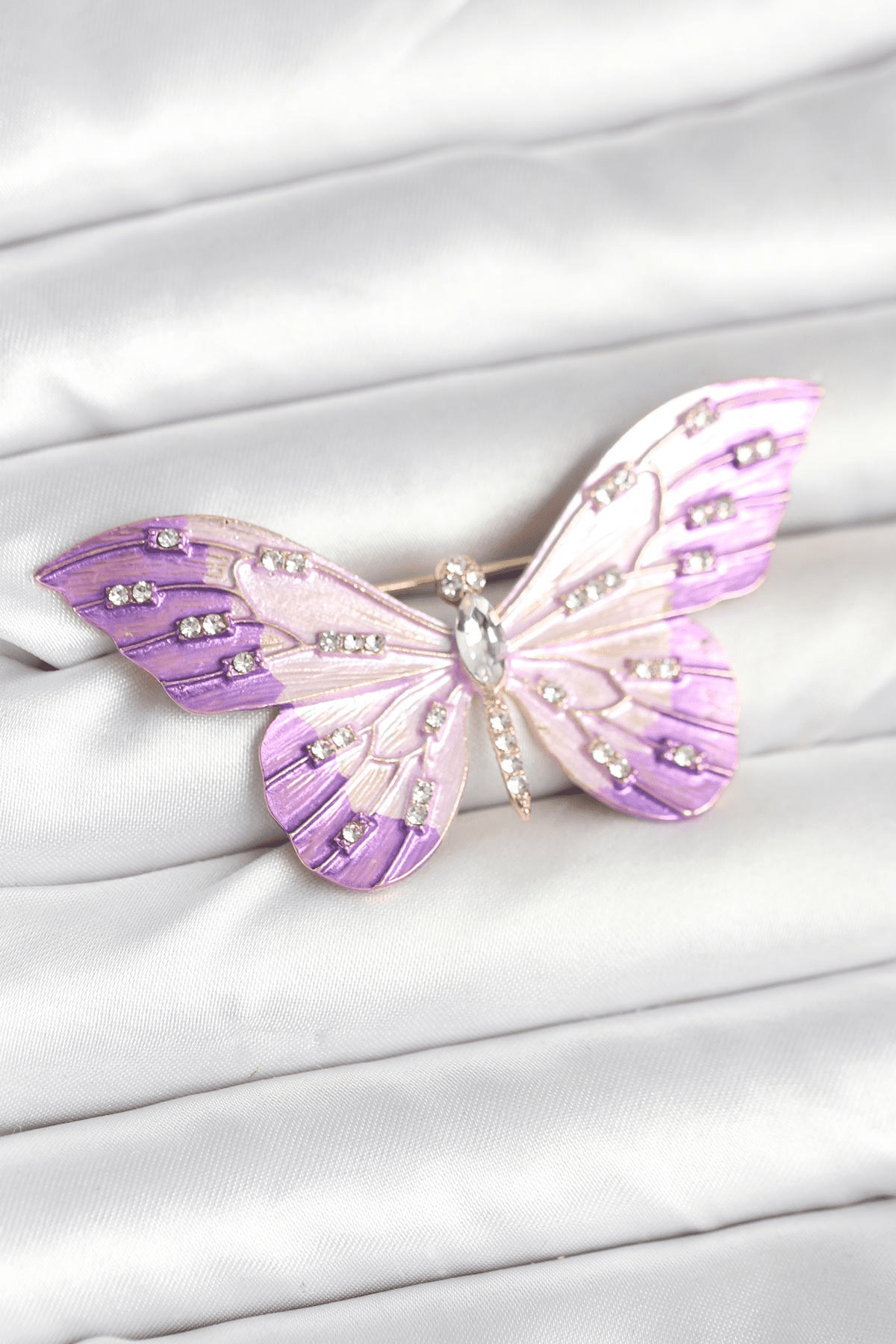 Lila Renk Kelebek Model Broş 5886