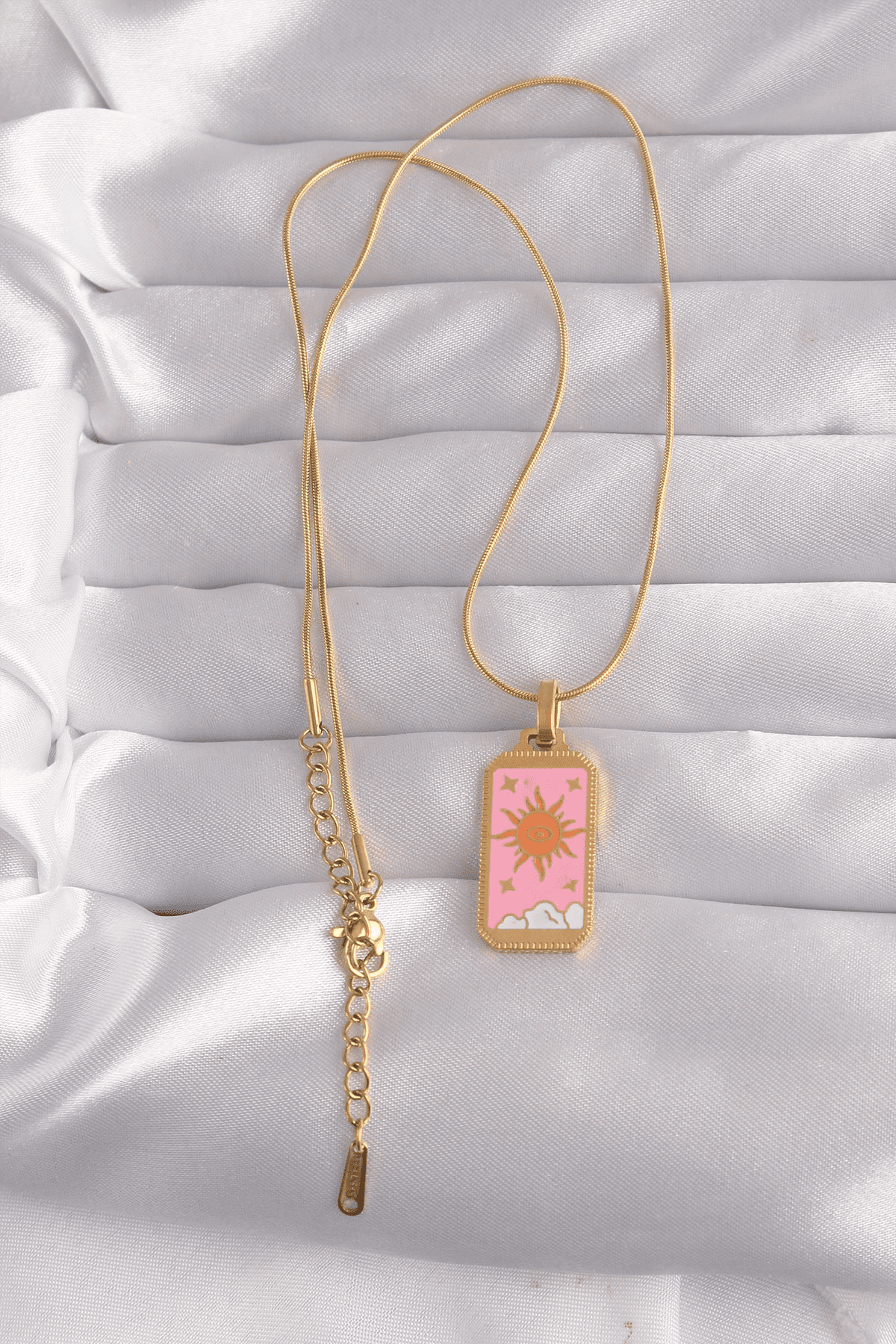 316L Çelik Gold Renk Pembe Mineli Güneş Model Tarot Kolye 5886